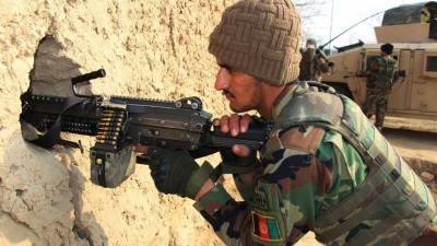 Таджикистан впустил отступивших после боев с талибами афганских военных