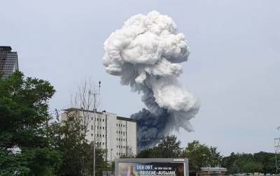 Стало известно о новых жертвах в результате взрыва на мусороперерабатывающем заводе в Германии и мира