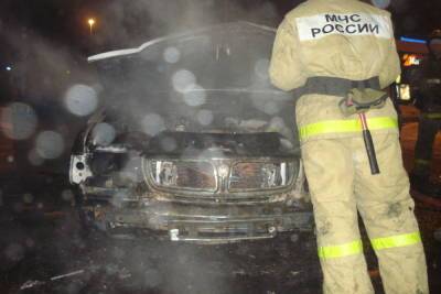 В Ивановской области ночью сгорел автомобиль - есть пострадавший