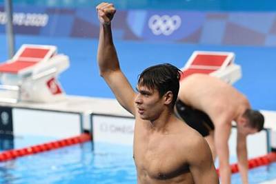 Россиянин Рылов завоевал второе золото Олимпиады по плаванию