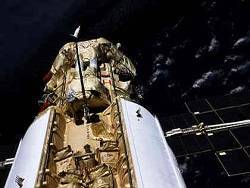 Космонавты РФ на МКС могут перейти на часть станции США из-за проблем с модулем «Наука»
