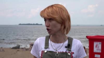 ОНФ продолжает бороться за чистоту Жемчужного пляжа Петербурга