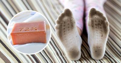 Опытные мамы и бабули натирают белые носки темным хозяйственным мылом, чтобы вернуть им идеальный вид