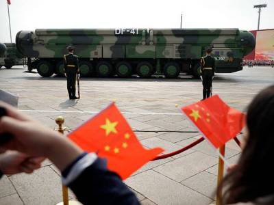 Со спутника показали, как Китай возводит две огромные базы межконтинентальных баллистических ракет (ФОТО)
