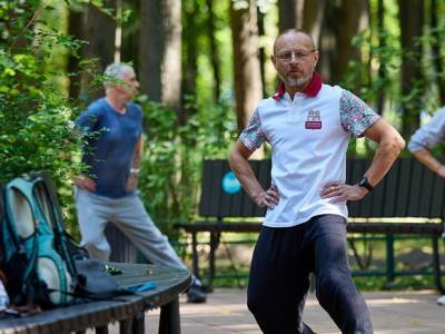 В столичных парках возобновились занятия в рамках проекта «Московское долголетие»