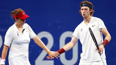 Ещё один успех в теннисе: Павлюченкова и Рублёв вышли в финал микста на Олимпиаде