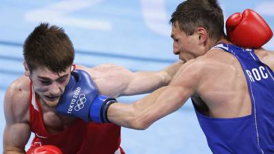 Российский боксер Замковой вышел в полуфинал Олимпиады в Токио