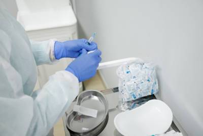 Невельская больница попалась на торговле фальшивыми сертификатами о вакцинации