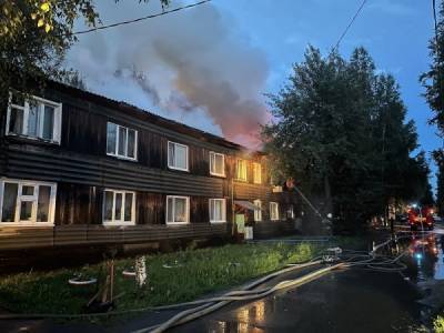 Причиной пожара в Нефтеюганске, где без крова остались 50 человек, стал поджог