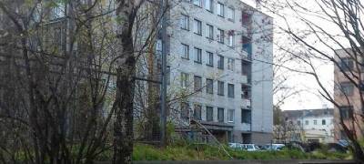 Власти Карелии передали Петрозаводску общежитие бывшего техникума дорожного строительства