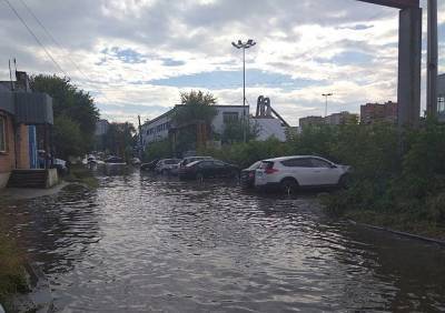 В Рязани после ливня затопило улицу Грибоедова