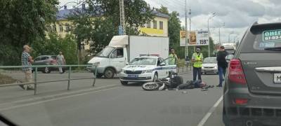 Столкновение иномарки и мотоциклиста произошло в Петрозаводске (ФОТО)