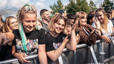 Организаторы концертов подсчитывают убытки после отмены VK Fest