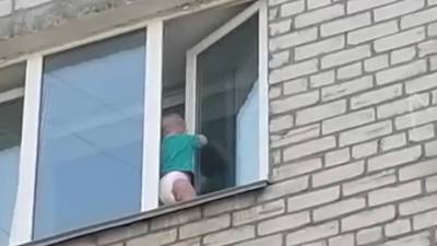 Вести в 20:00. Открытые окна квартир становятся смертельно опасными для детей