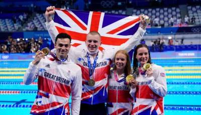 Великобритания выиграла смешанную эстафету по плаванию на Олимпиаде, личное золото добыли Дрессел, Ледеки и Маккиоун