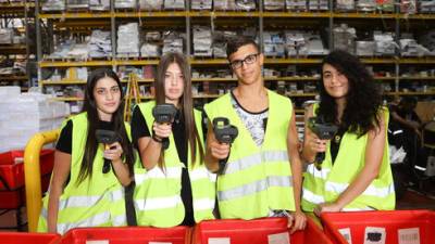 Куда пойти подростку подработать: новые возможности в Израиле