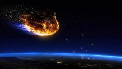 Жители турецкого Измира стали свидетелями падения метеорита