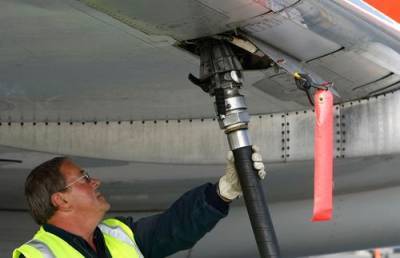 Великобритания собирается использовать отходы в производстве экологичного авиакеросина