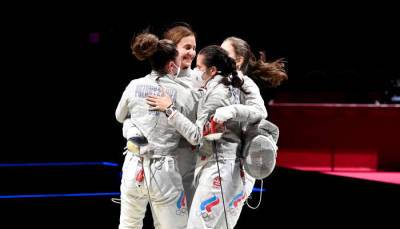 Сборная ОКР выиграла золото Олимпиады в женской командной сабле
