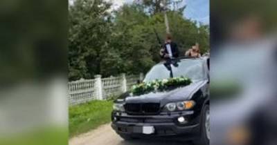 Буковинец отпраздновал свадьбу стрельбой из автомата