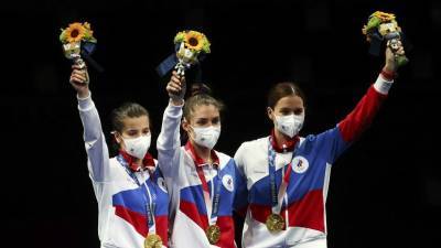 Путин поздравил российских саблисток с победой в командном турнире Олимпиады в Токио
