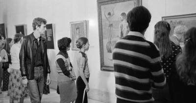 Фото с выставки Пабло Пикассо 1956 года заставило москвичек загрустить