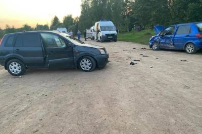 Два водителя пострадали в ДТП в Тверской области