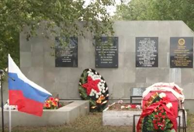 Ополченцы, погибшие в годы Великой Отечественной войны, были захоронены в деревне Скворицы