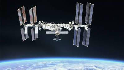 «Старение значительной части оборудования»: «Роскосмос» поручил поддержать работу сегмента МКС до создания новой станции
