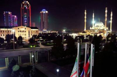 В Чечне из-за пандемии ограничили заполняемость мечетей и храмов