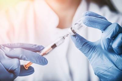 Петербургский врач рассказал, кто не получит медотвод на прививку от коронавируса