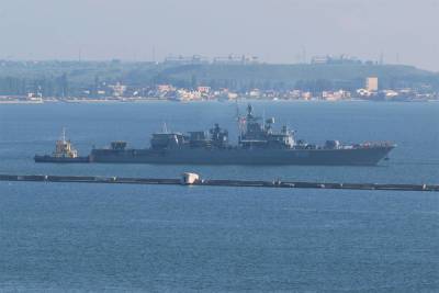 Высказаны предположения о назначении КУНГа на палубе вышедшего из порта Одессы фрегата ВМСУ «Герман Сагайдачный»