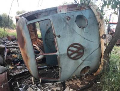 Автомеханик превратил старый Volkswagen Kombi в настоящий дом на колесах. ФОТО
