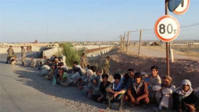 Таджикские пограничники пропустили в страну 300 бежавших афганских военных