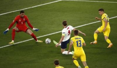 Футболисты Украины проиграли сборной Англии и возвращаются домой