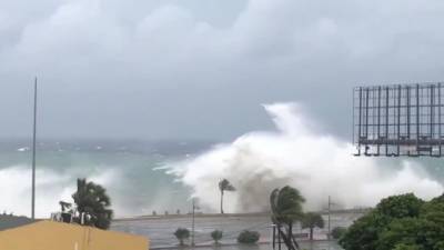 Жертвами шторма "Эльза" в Карибском море стали три человека