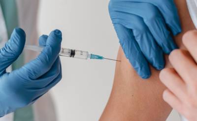 В Украине вакцинировали от коронавируса еще почти 40 тысяч человек