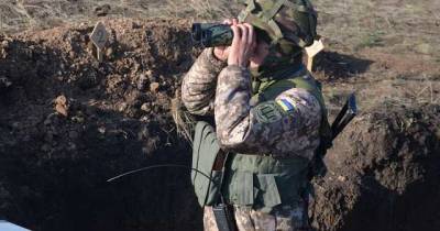 Минометы, противотанковые комплексы и гранатометы: на Донбассе за сутки 14 обстрелов