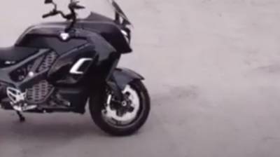 Мотоциклист задавил перебегавшего дорогу пешехода в Торжке