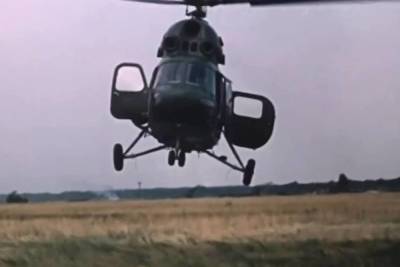 В КБР при проведении сельхозработ упал вертолет, пилот сбежал