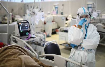 В России выявили 25 142 случая заражения коронавирусом за сутки. Это максимум с 2 января