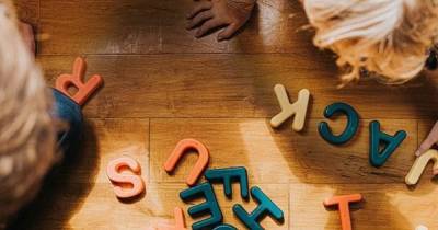 Как очень маленькие дети понимают, что означают слова? Ученые дали ответ