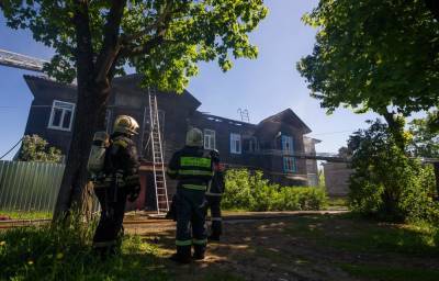 Спустя три года и серию пожаров дом на улице Спортивной в Твери снесут