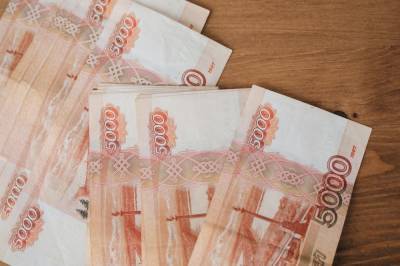 Правительство РФ выделило 8,3 миллиарда рублей на оплату отпускных для медицинских и социальных работников