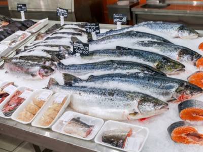 Эксперты назвали пять признаков непригодной для еды рыбы