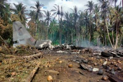 Число жертв после крушения филиппинского военного самолета выросло до 31