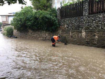 В крымском Бахчисарае из-за дождей реки вышли из берегов