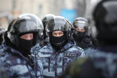 В Москве задержали 6 человек, собравшихся на митинг против принудительной вакцинации