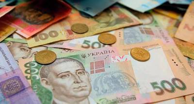 Главное за 4 июля: штрафы до 42 тысяч, пенсия 6 тыс. грн, "Нафтогаз" озвучил тариф "Годовой", "Ощадбанк" задерживает субсидии, испытание погодой