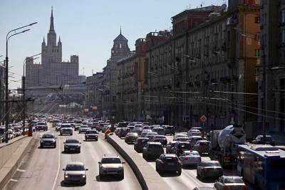 Движение восстановлено на юго-востоке Москвы после ДТП с тремя грузовиками
